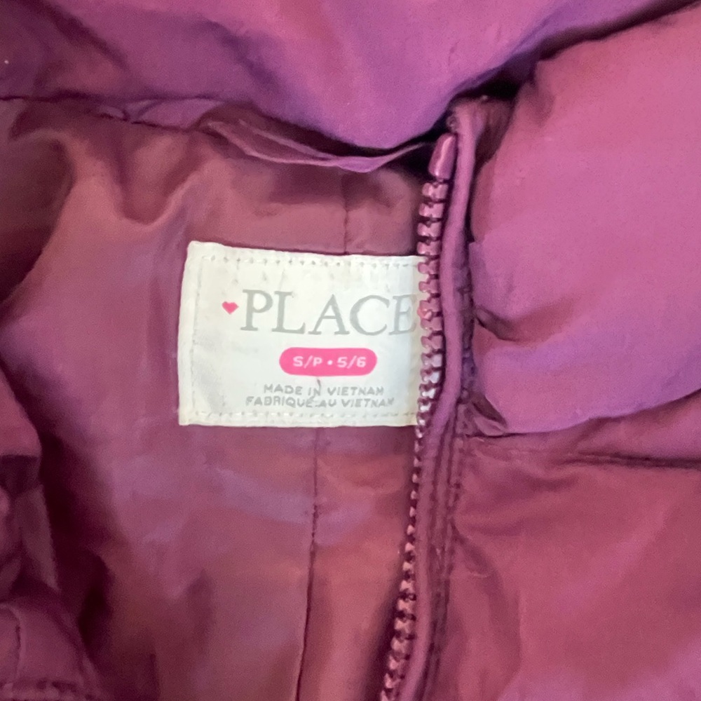 Girls Puffer Jacket. The Children’s Place. Size Small (5/6). - Picture 2 of 2